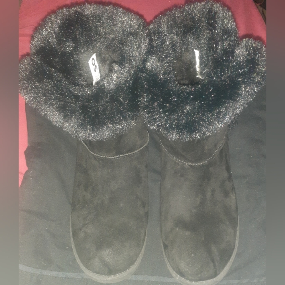 New Without Box Women's Kohl's SO Paulina Black Faux Fur Lined Booties Size 10